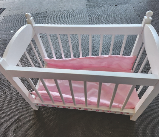 Dolls Cot