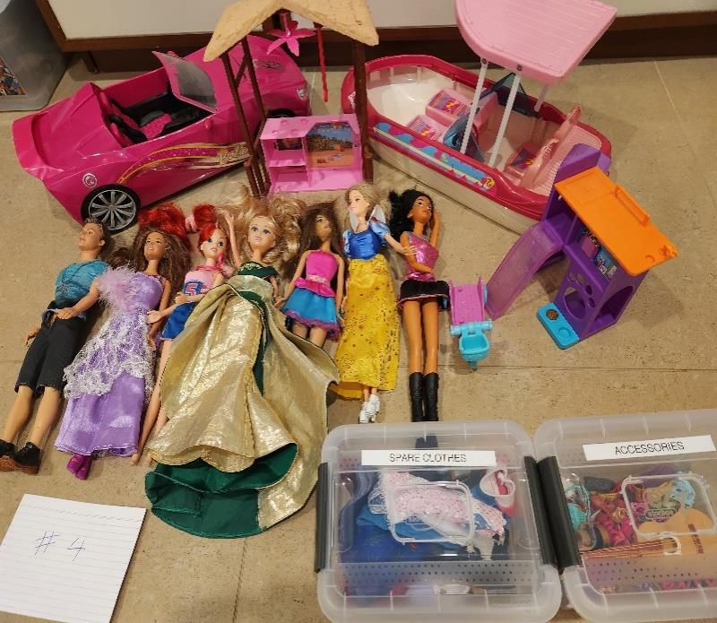 SET 4: Barbies with ONE CARS and ONE BOAT