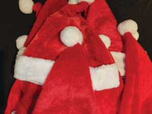 santa hats set of 30.webp