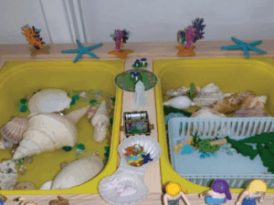 huge school plus mass characters and loads of accessories (copy)